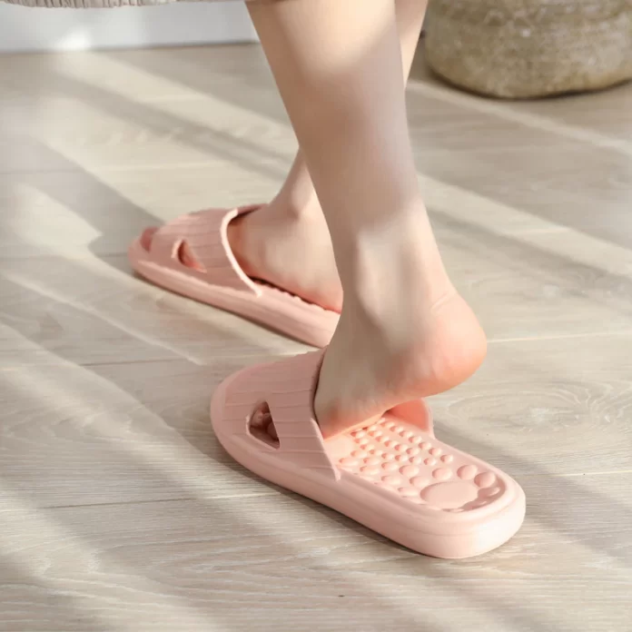 womens wide slippers for swollen feet