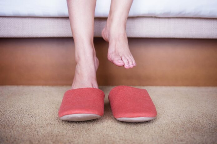 safe slippers for elderly