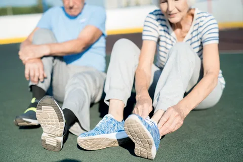  Best Shoes For Elderly Women