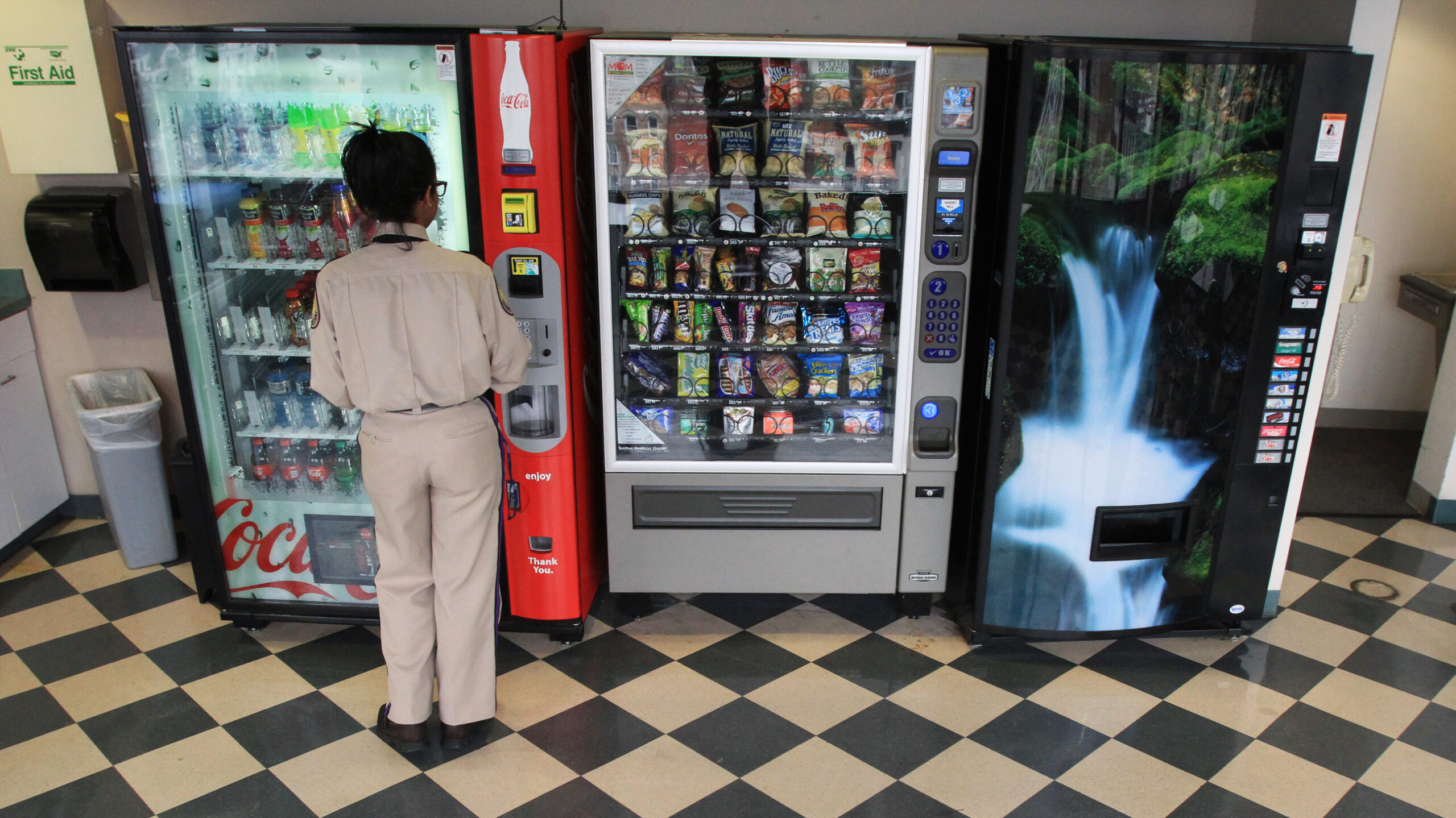 Unlocking the Advantages of Vending Machine Hire Gold Coast